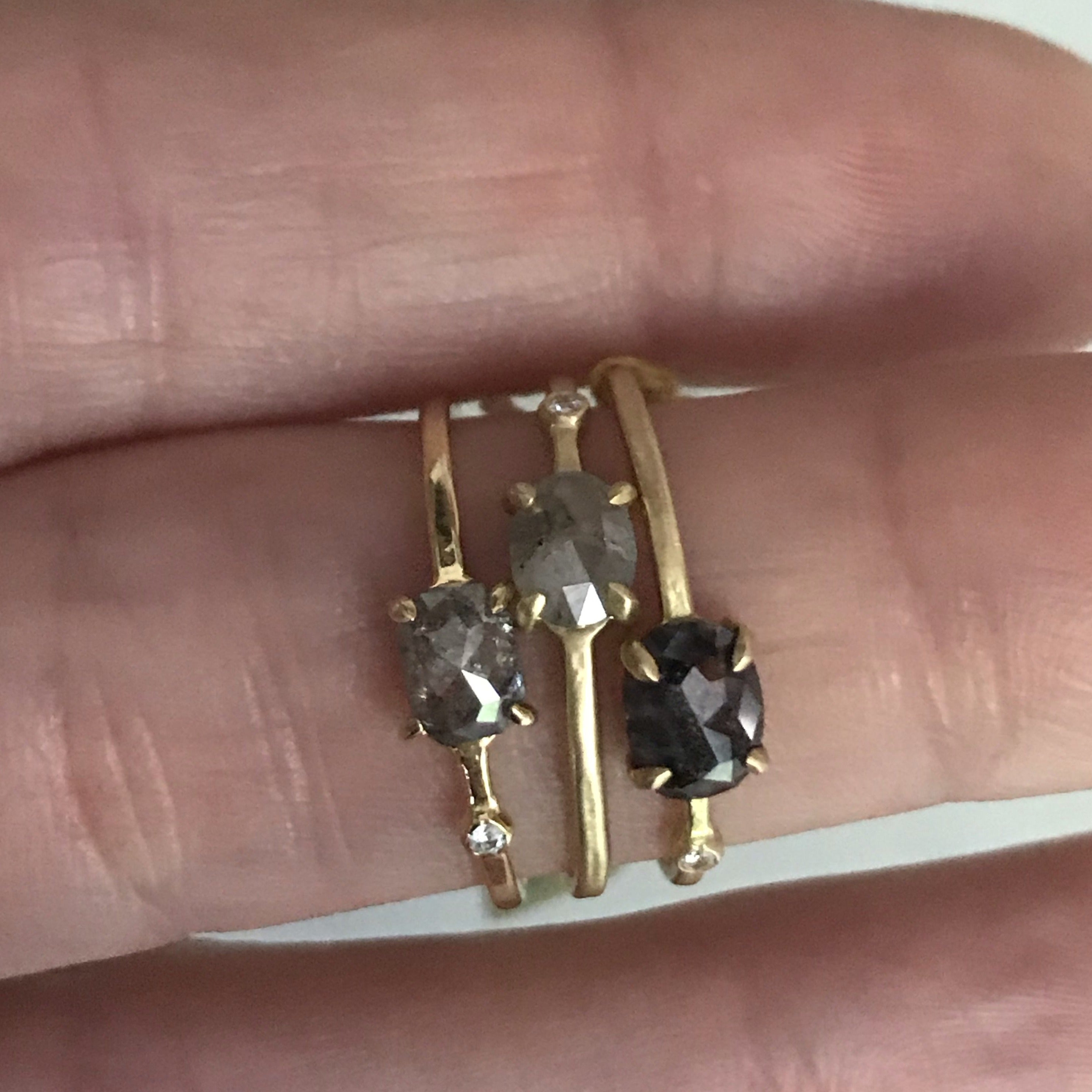 salt + pepper diamond wink ring in 14k gold