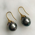 magnolia 18k yellow gold dark tahitian pearls