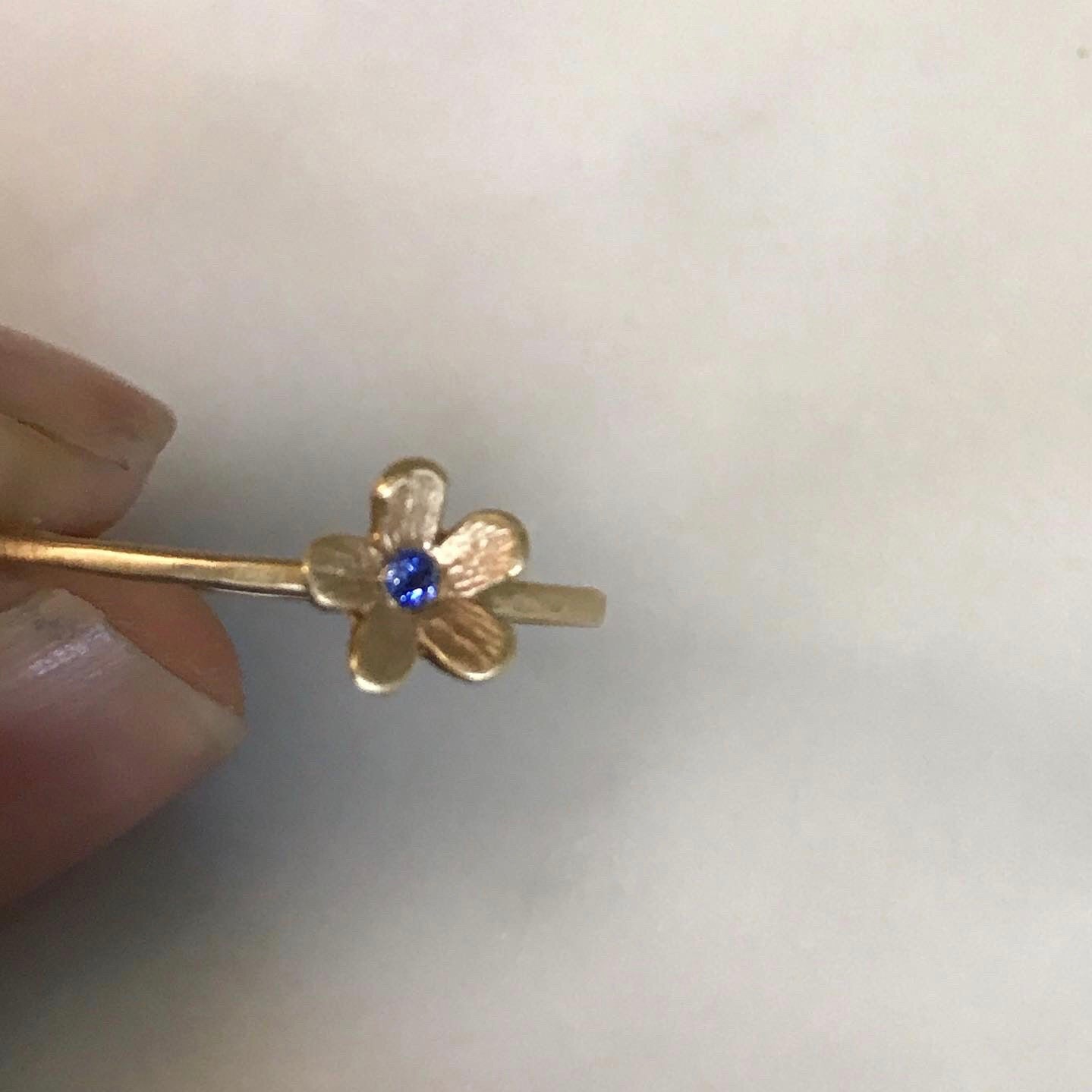 14k buttercup sapphire flower ring