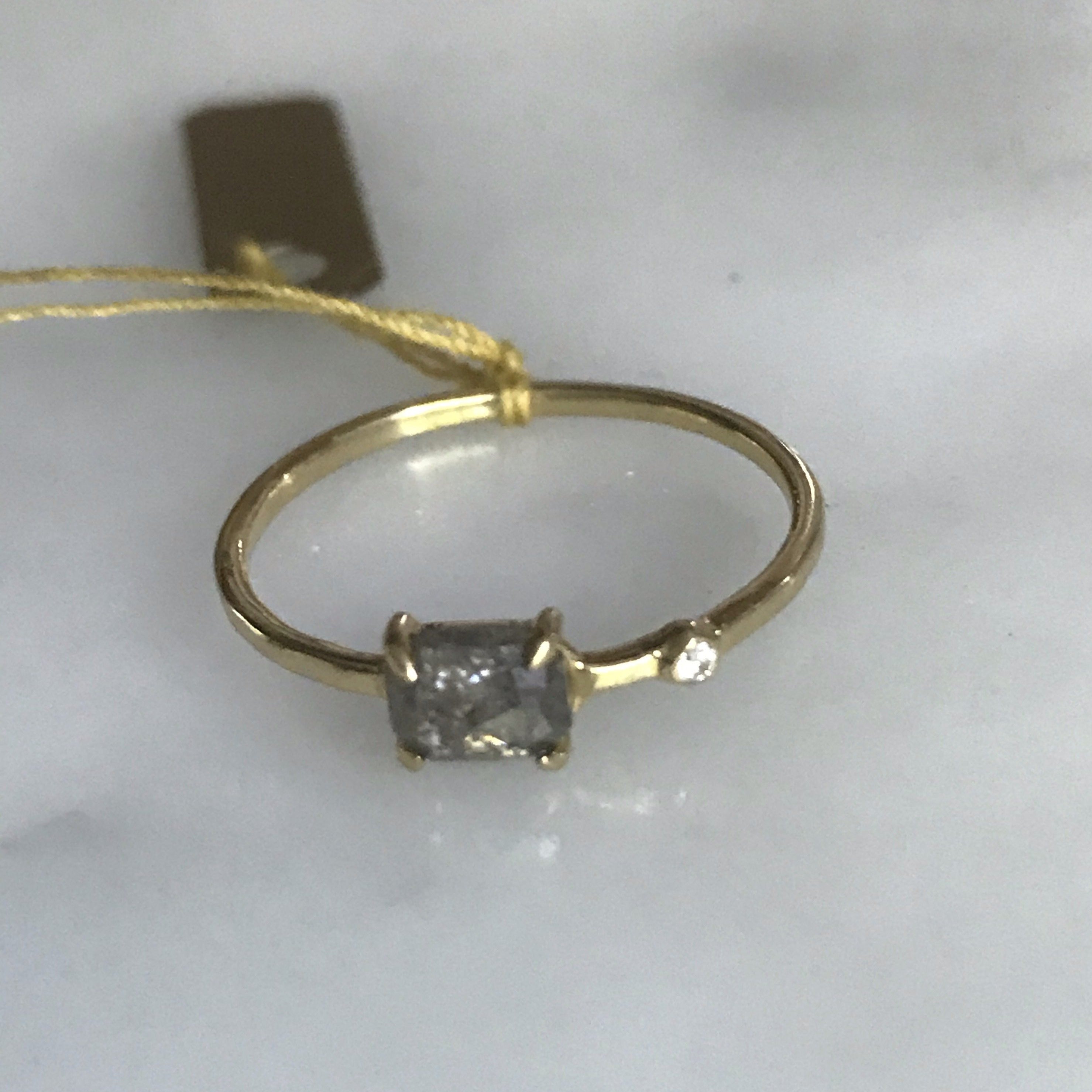 salt + pepper diamond wink ring in 14k gold