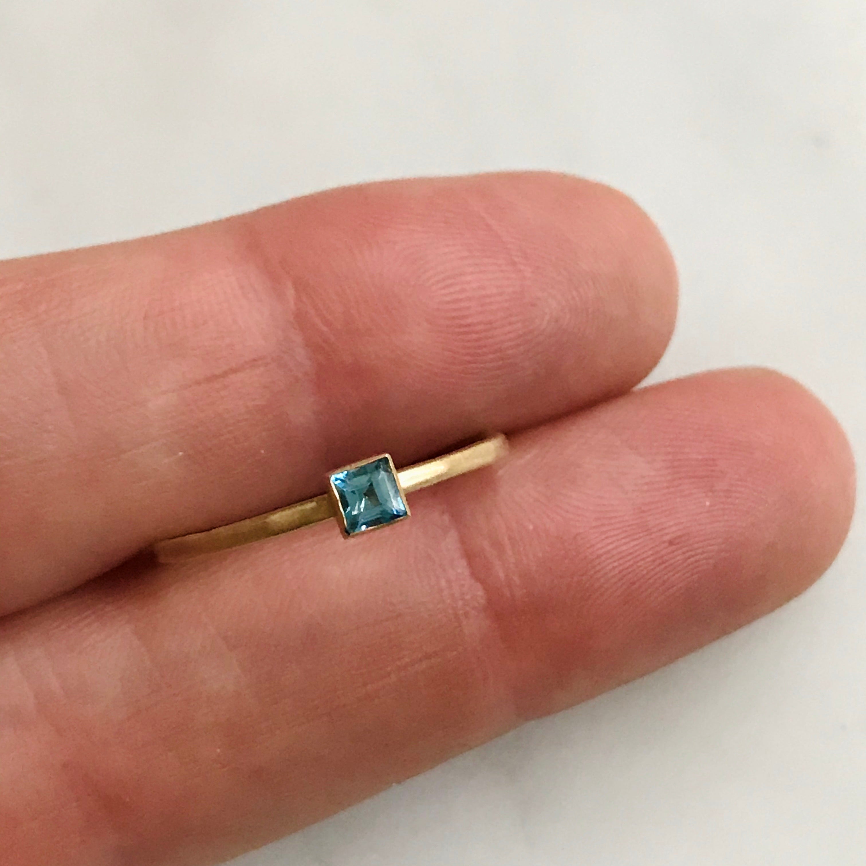 14k confetti stacking rings