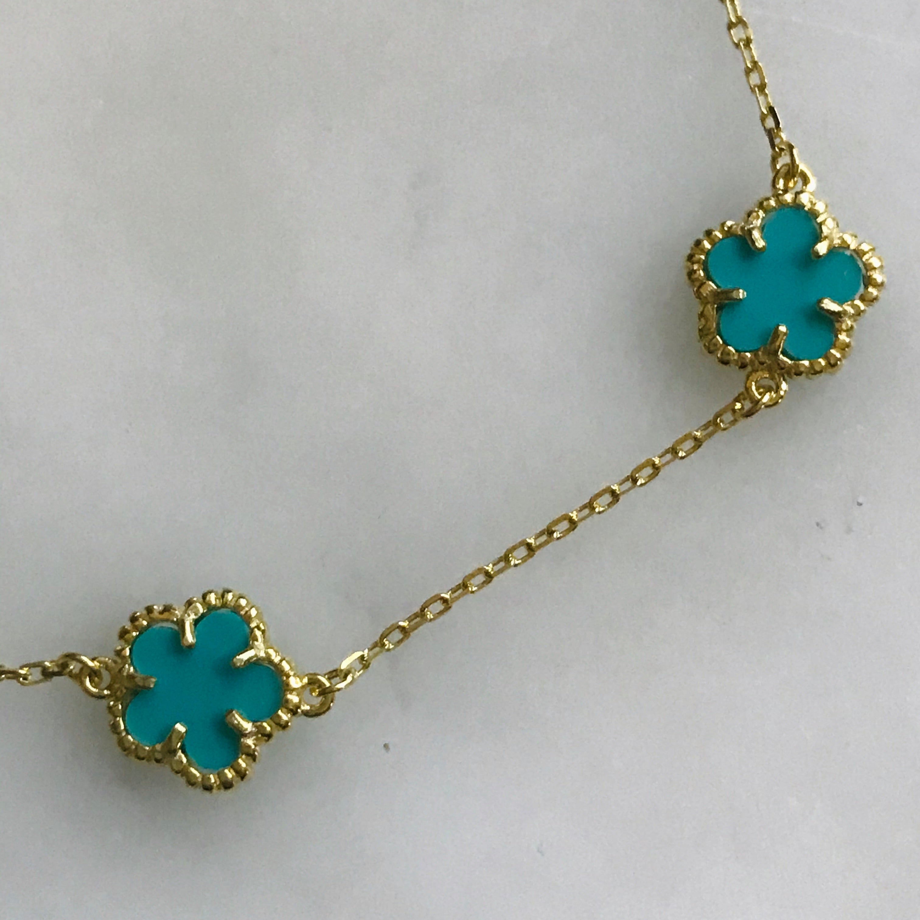 triple flower bracelet with adjustable clasp