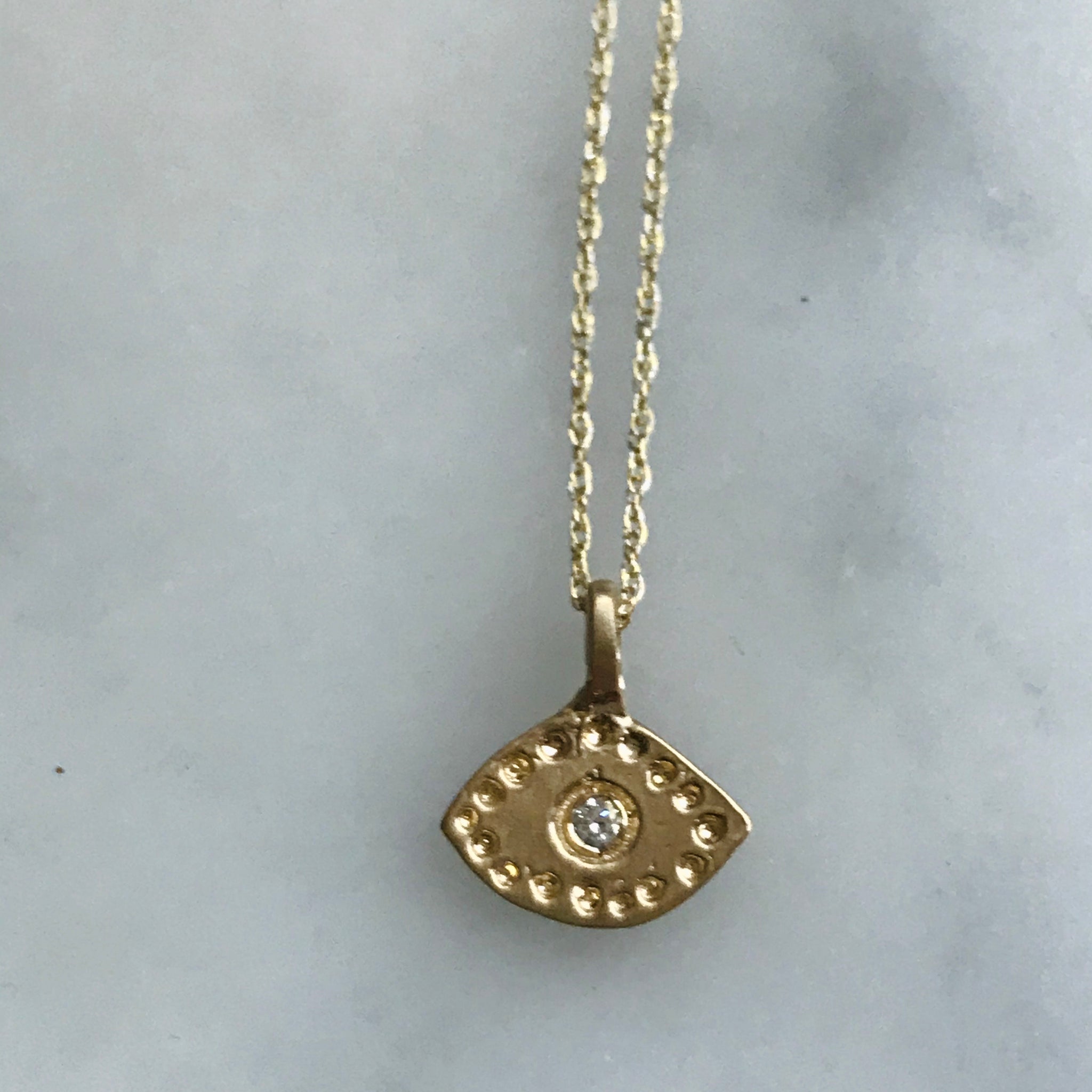 'eye see you' necklace.  14k gold.  16" chain.