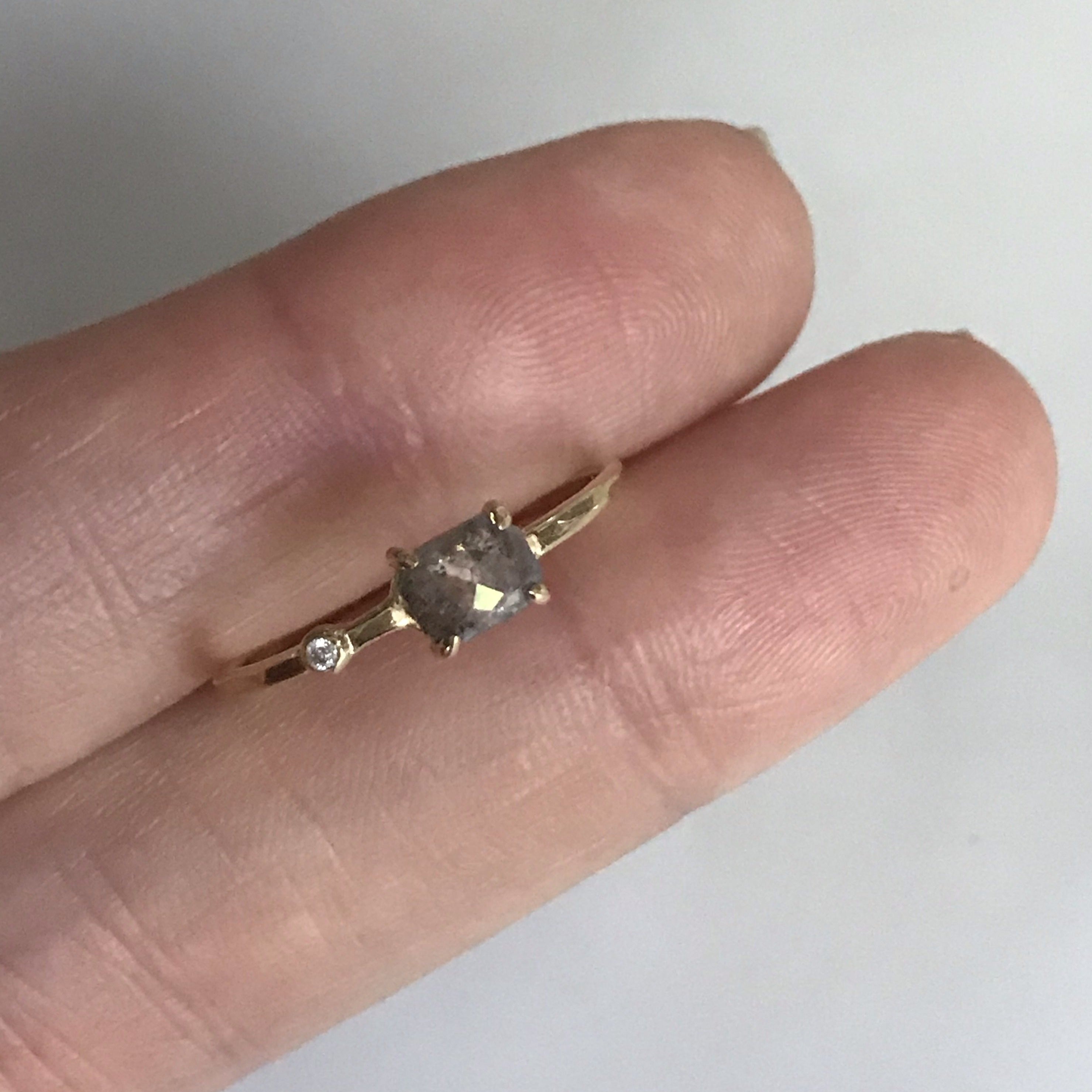 salt + pepper diamond wink ring in 14k gold