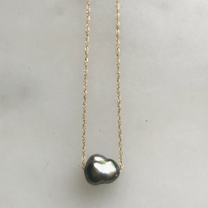 single keshi pearl on 14k gold chain