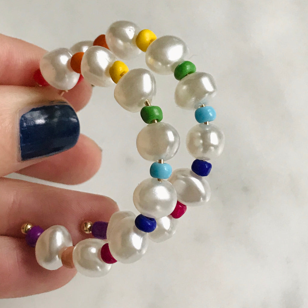 pearl + rainbow bead 1.5” hoops