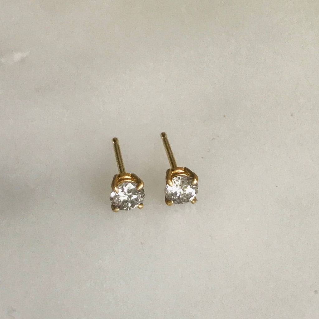 14k gold salt + pepper full cut 1/2tcw diamond studs