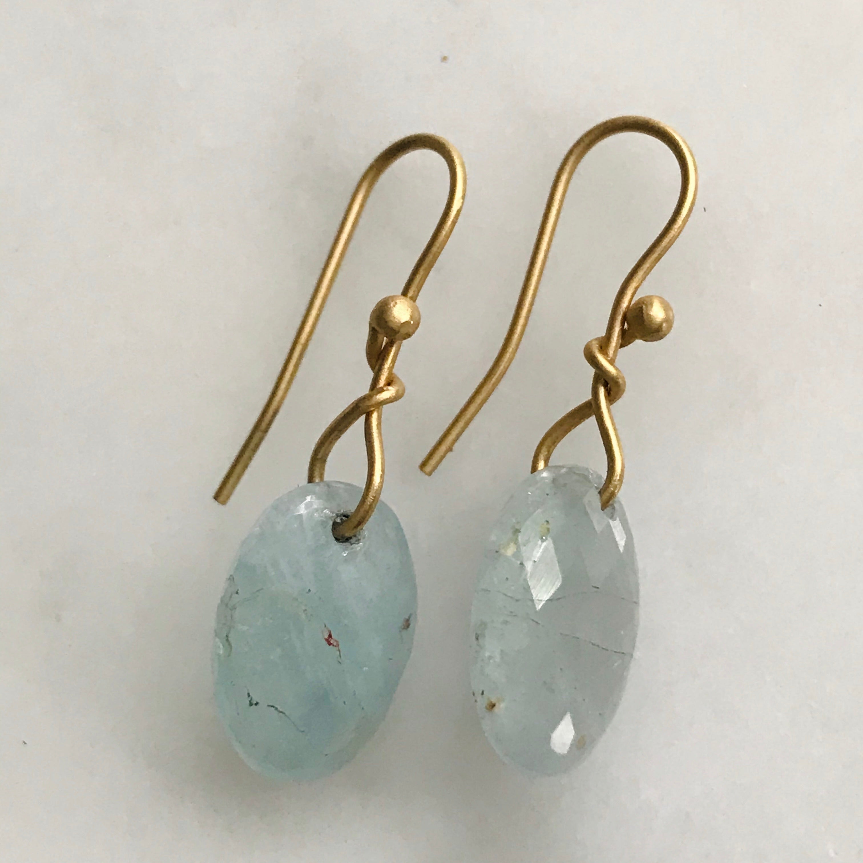 rose cut aquamarine 18k gold twists