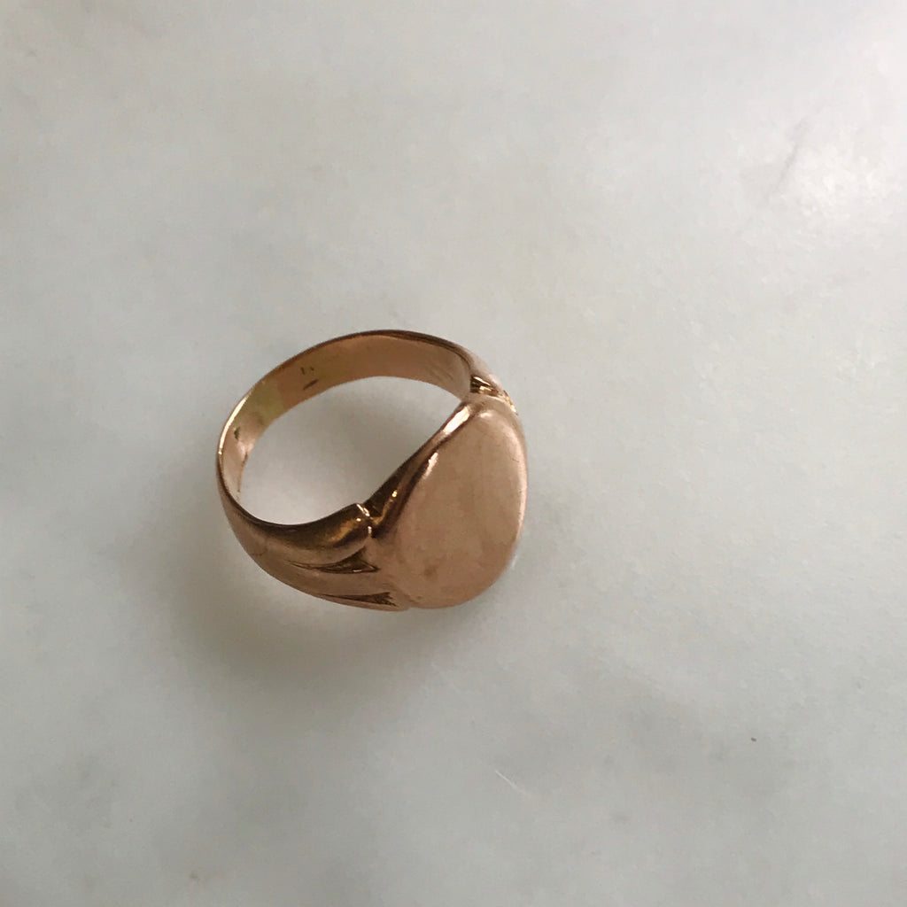 9k antique rose gold signet ring