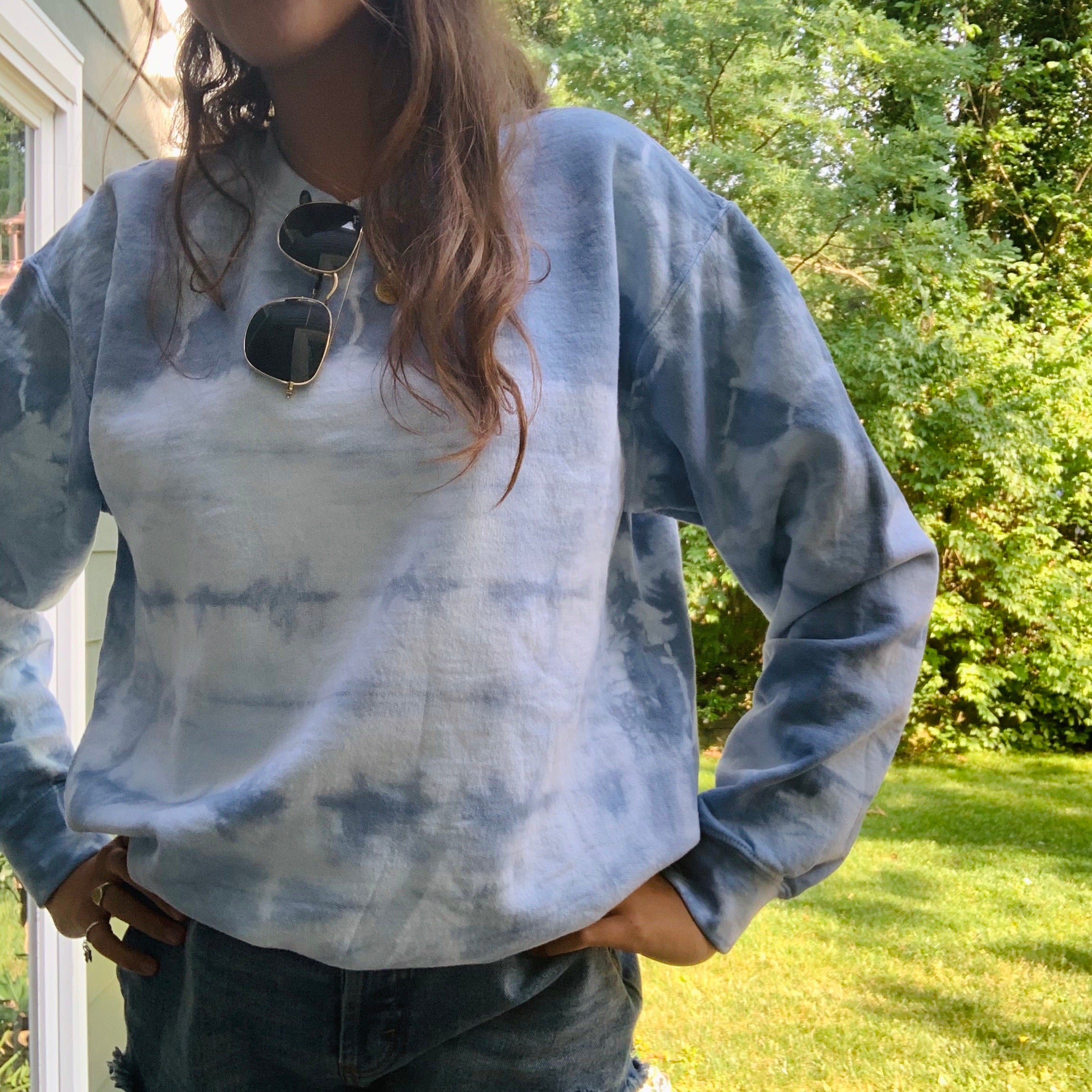 tie dye crew neck sweatshirt